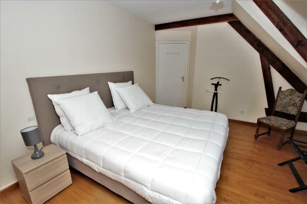 Hotel Le Regent Villers Cotterets Bagian luar foto