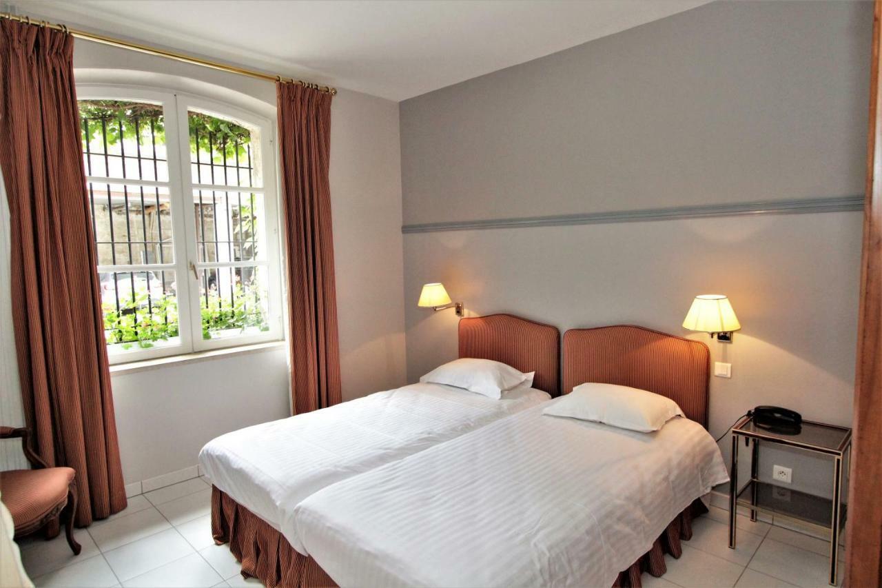 Hotel Le Regent Villers Cotterets Bagian luar foto