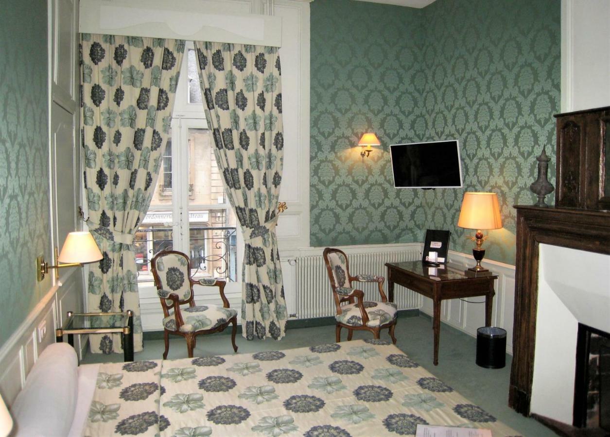 Hotel Le Regent Villers Cotterets Bagian luar foto