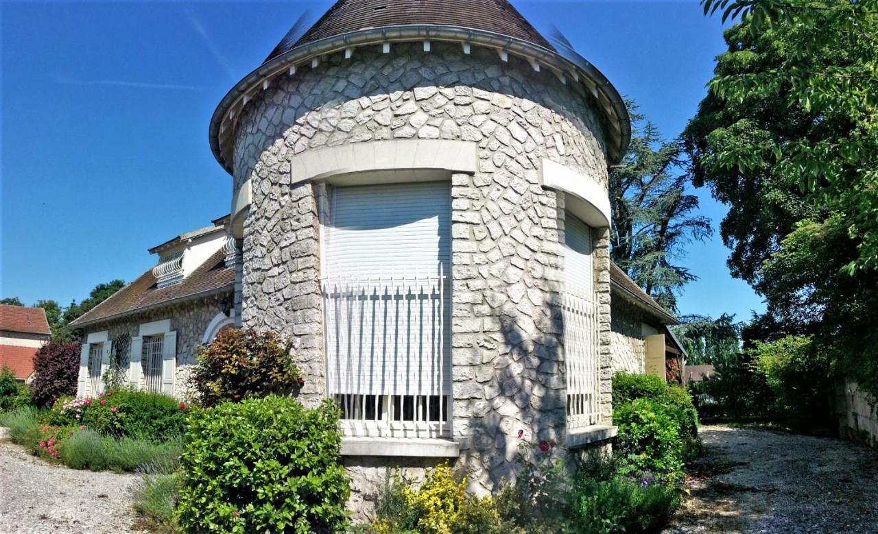 Hotel Le Regent Villers Cotterets Bagian luar foto