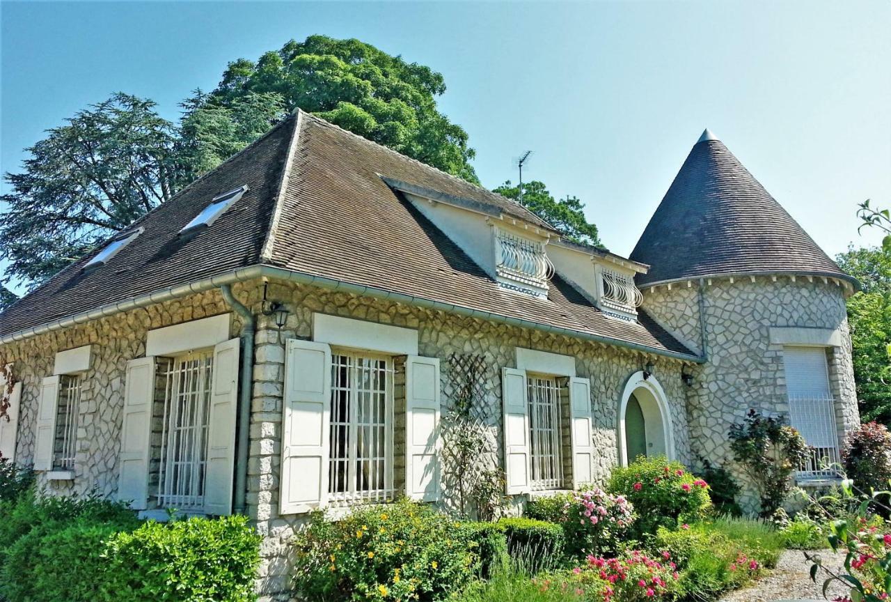 Hotel Le Regent Villers Cotterets Bagian luar foto