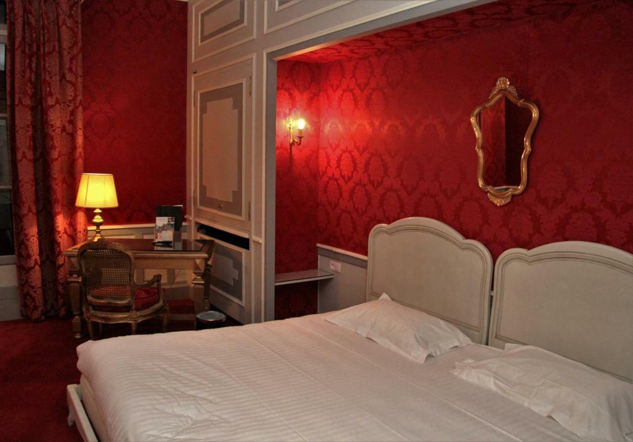 Hotel Le Regent Villers Cotterets Bagian luar foto